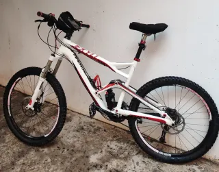 Bicicleta Cannondale Jekyll 4 Taglia L Ruote 26