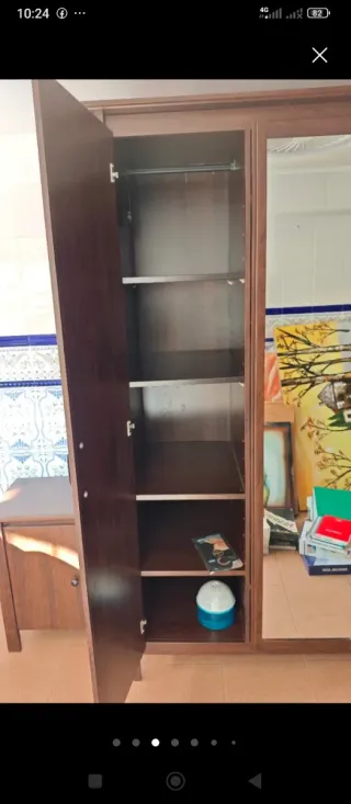 Armario 3 puertas madera con espejo