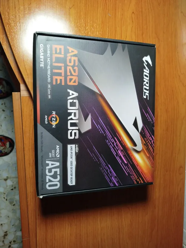 Gigabyte A520 AORUS Elite (Precintada)
