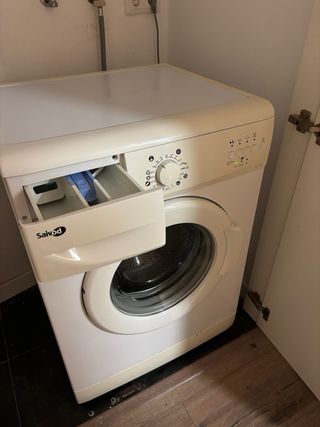Lavadora Saivod - 7 KG perfecto estado