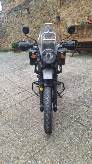 Royal Enfield Himalayan Adventure Moto