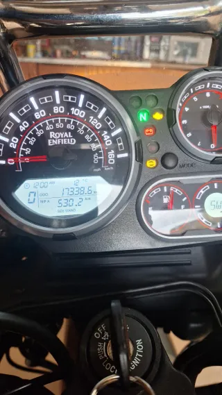 Royal Enfield Himalayan Adventure Moto