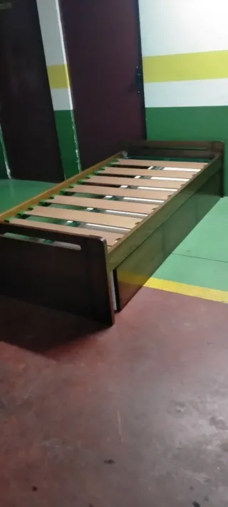Cama madera maciza 190x90 con cajonera