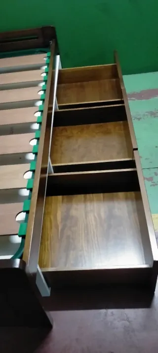 Cama madera maciza 190x90 con cajonera