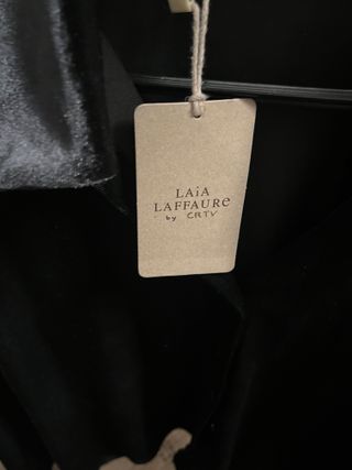 Camisa Negra Manga Larga Lara Laffaire