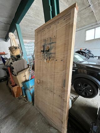 Puerta de madera nueva sin usar 2,07 mtrs x 88 cms