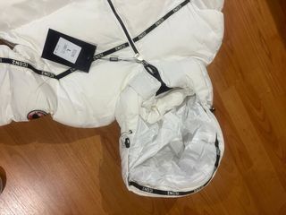 Chaqueta blanca acolchada