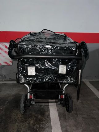 Silla Gemelar Mountain Buggy Negra/Gris