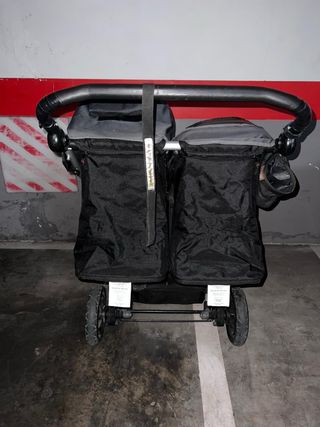 Silla Gemelar Mountain Buggy Negra/Gris