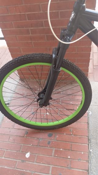 Bicicleta GT Chucker 1