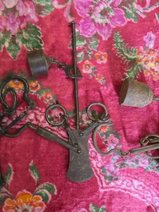 Lotto di 5 antiche bilance romane