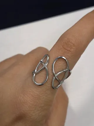 Anello design moderno argento