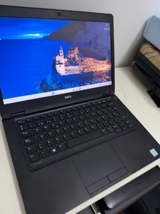 Ordenador portátil Dell i5