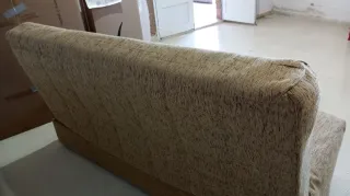 Sofá cama con arcón beige