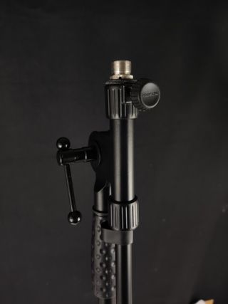 2 Suportes de Microfone Proel RSM195BK Novos