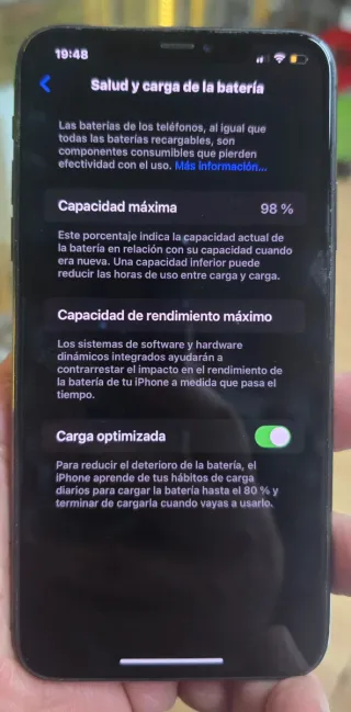 iPhone 11 Pro Max da 256GB. Nero