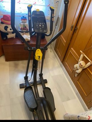 Elíptica Domyos con pantalla