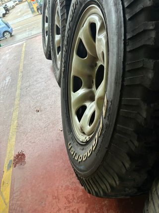 Llantas desplazadas 4x4 nissan 6x139,7