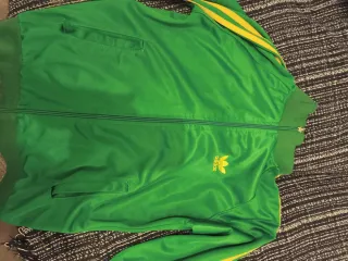 Chaqueta Adidas Verde Rayas doradas