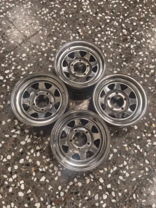 Llantas 4x4 Desplazadas