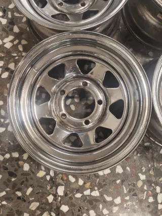 Llantas 4x4 Desplazadas