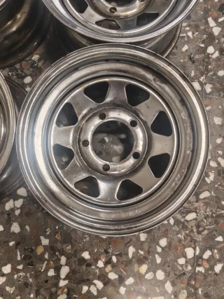 Llantas 4x4 Desplazadas