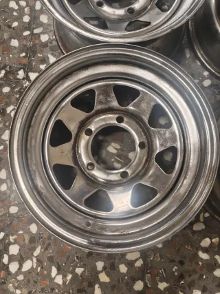 Llantas 4x4 Desplazadas