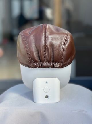 Boina en piel marron