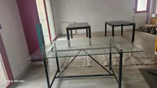 Mesa de comedor negra