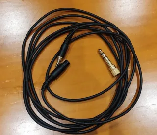 Auriculares HIFI AKG K702