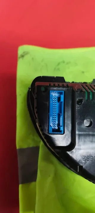 Cuadro instrumentos Audi A4 B6 1.9tdi