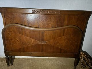 Cama antigua metal y tela