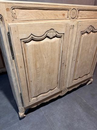 Armario de madera estilo rústico