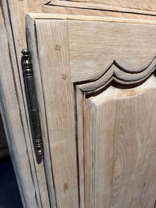 Armario de madera estilo rústico