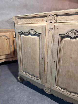 Armario de madera estilo rústico