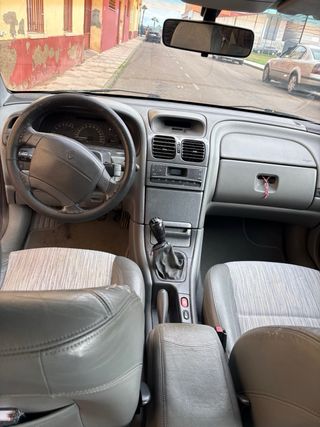 Renault Laguna 115 cv