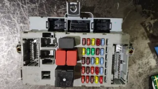 Caja fusibles y relés Fiat