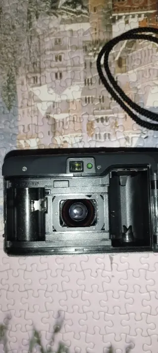 Cámara analógica Minolta Riva Zoom 90 de 35 mm