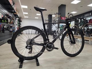 Bicicleta BELADOR  RED AXS PWM