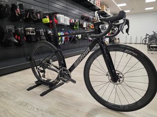 Bicicleta BELADOR  RED AXS PWM