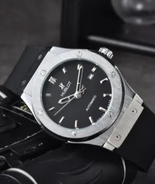 Reloj Hublot Elegante Negro y Plateado