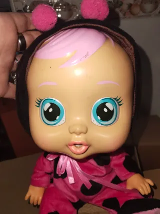 Cry Babies Lady Cry Muñeca