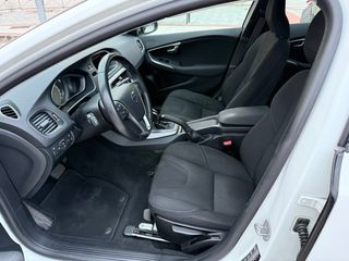 Volvo V40 2.0 D2 Momentum etiqueta C