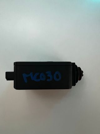 Motor puerta depósito BMW E46