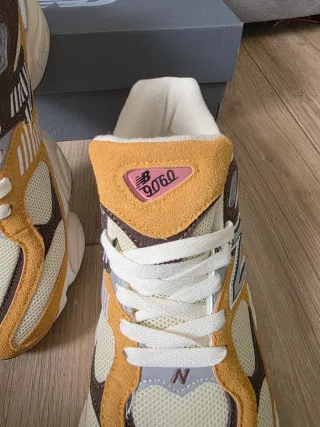 New Balance 9060 Tamanho 43