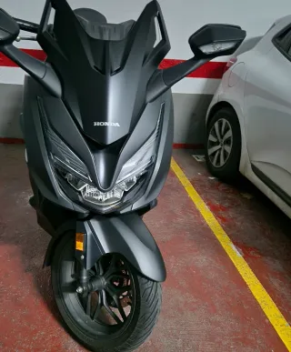 Honda Forza 125cc Negra Automática