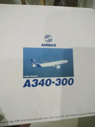 Maqueta Airbus A340-300 escala 1/400