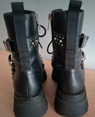 Botas Biker Stradivarius Rock Punk con Cadenas