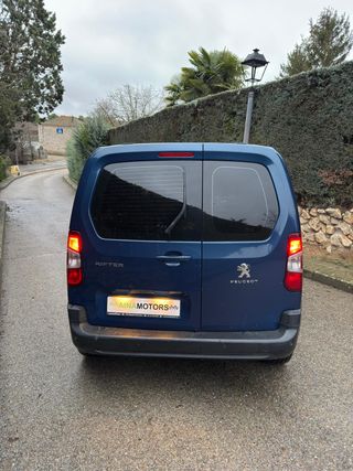 💙 Peugeot Rifter Active 2022 100CV IVA DEDUCIBLE