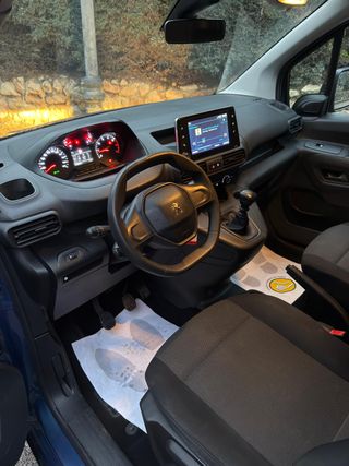 💙 Peugeot Rifter Active 2022 100CV IVA DEDUCIBLE